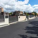 ヴィラ Porta - Private Pool And Jacuzzi Balatonalmádi