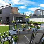 ヴィラ Porta - Private Pool And Jacuzzi
