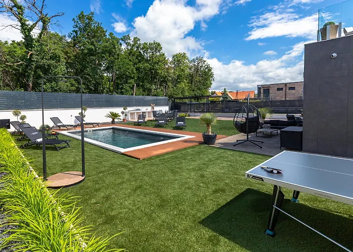 Porta - Private Pool And Jacuzzi Willa *