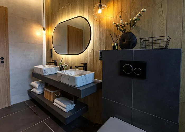 Willa Porta - Private Pool And Jacuzzi